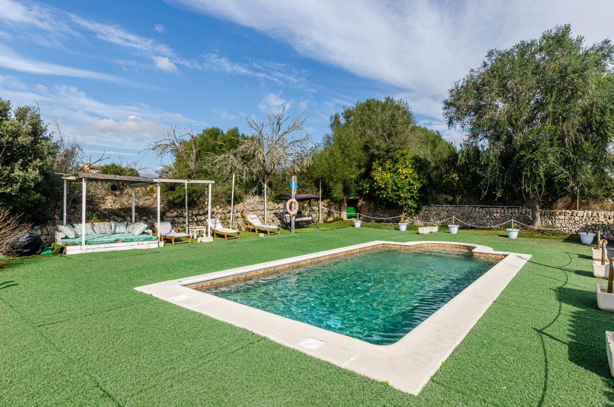 Yourhouse Gancho * Costitx (Mallorca)