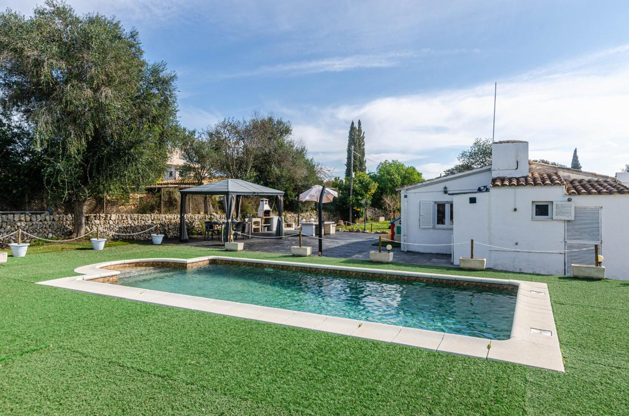 Yourhouse Gancho * Costitx (Mallorca)
